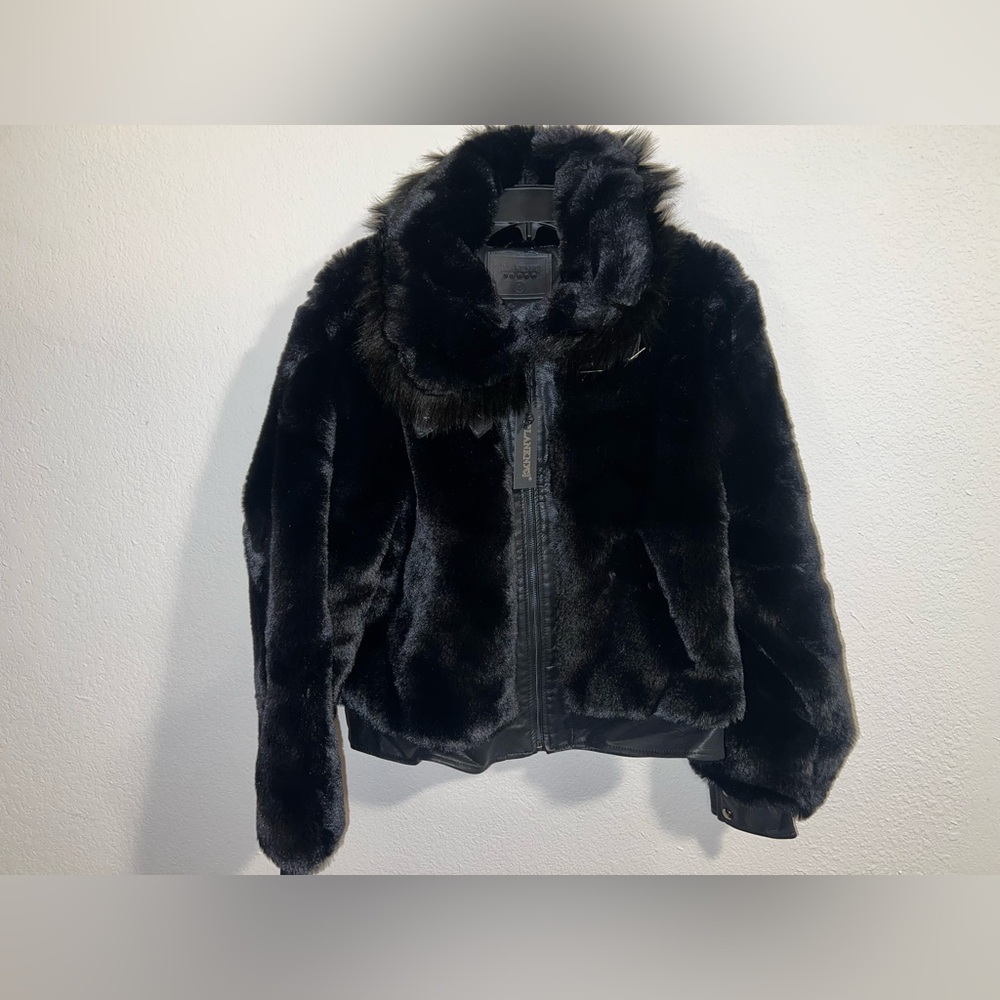 🖤 BLANK NYC Black Noise Coat with Buckles Moto Inspired With Faux Fur 🖤 - Picture 6 of 9